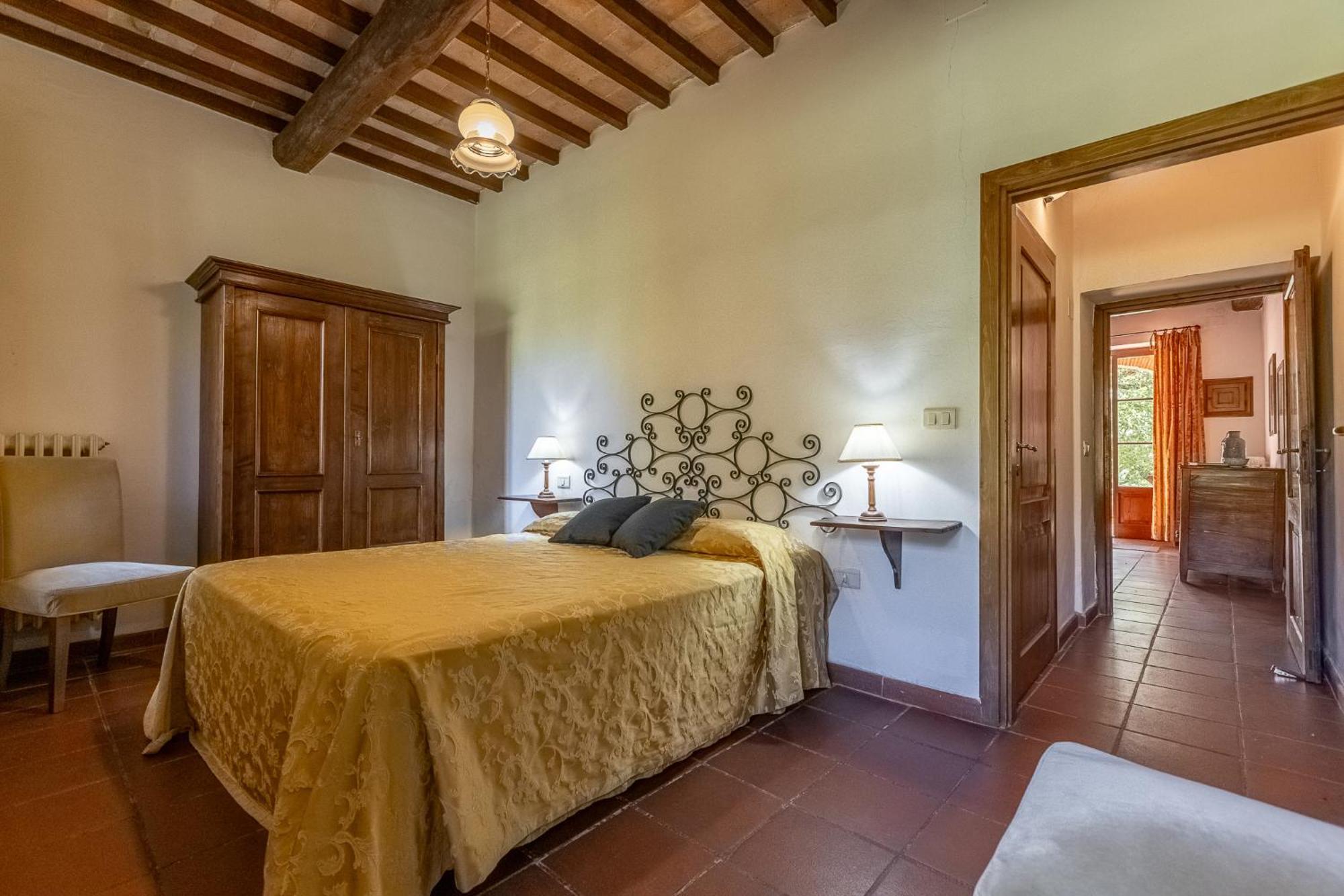 Palazzo Con Piscina E Ac - *
