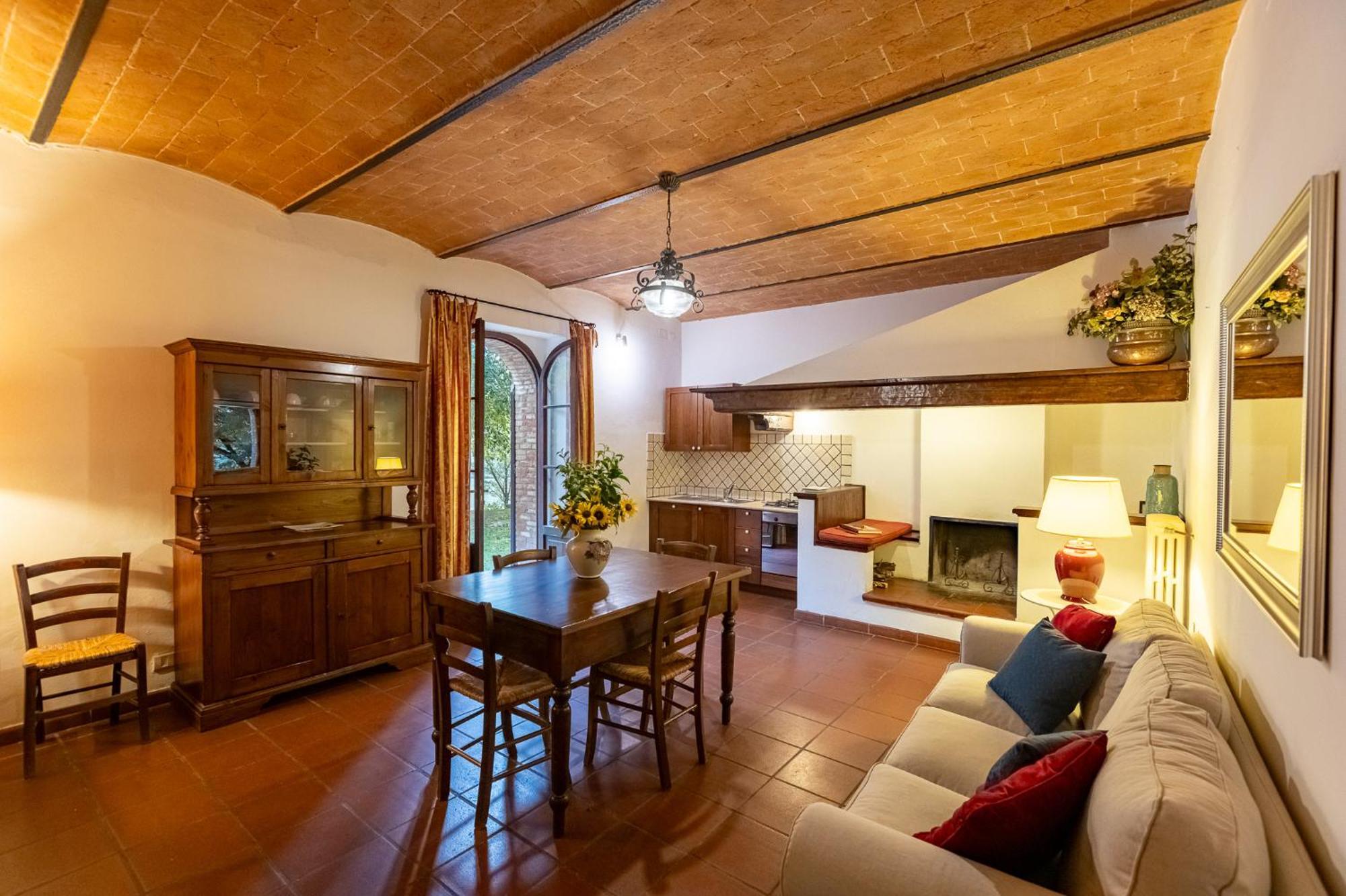 Palazzo Con Piscina E Ac - Villa *