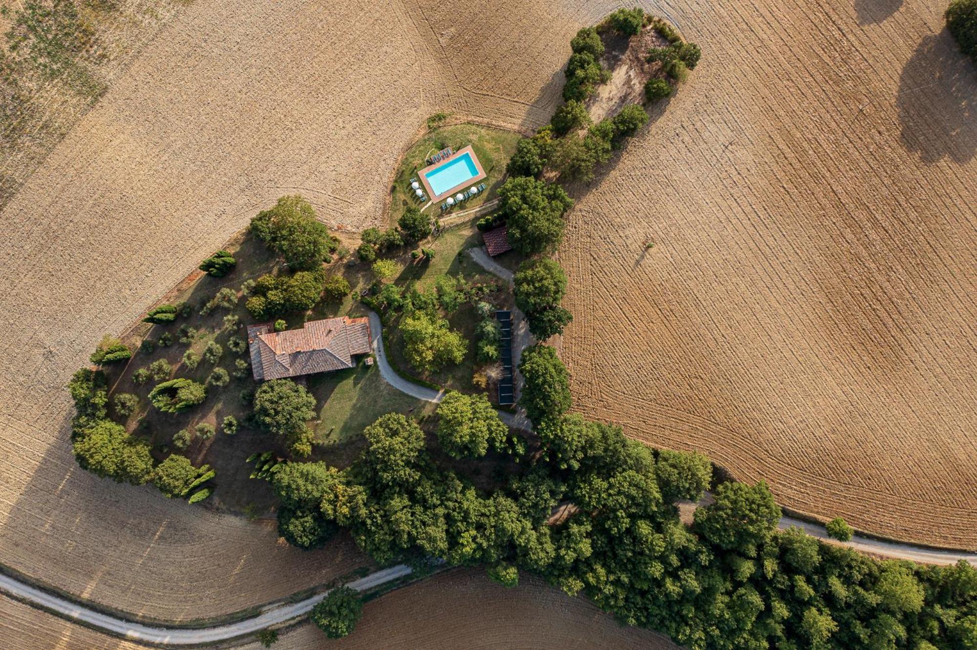 Palazzo Con Piscina E Ac - Villa