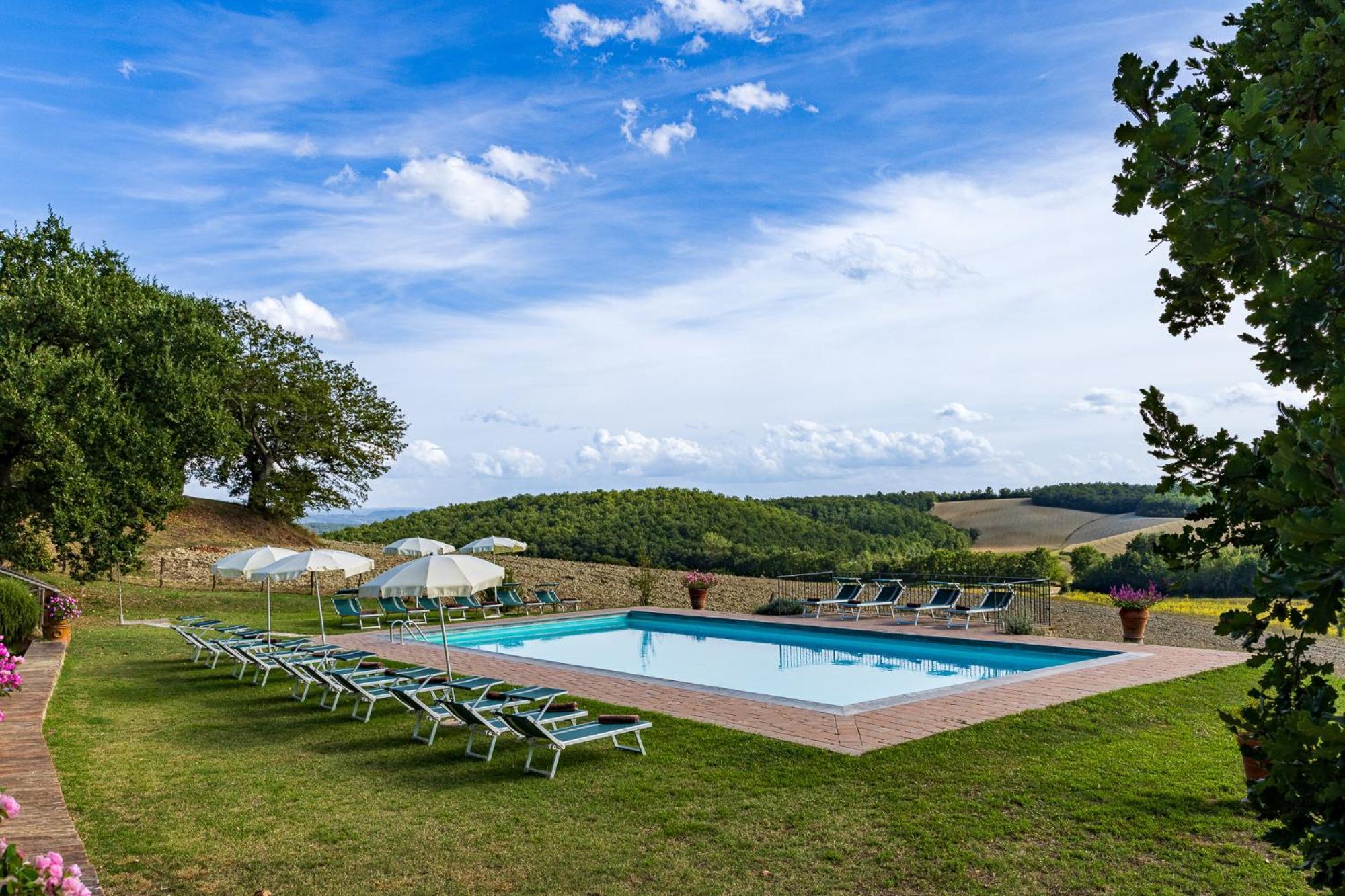 Palazzo Con Piscina E Ac - *